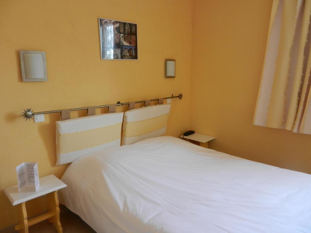 Logis Auberge De La Plaine La Rothière Quarto foto
