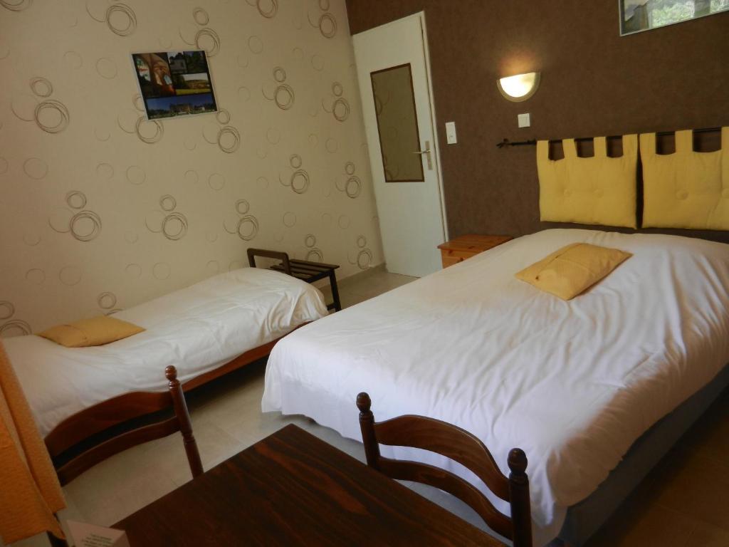 Logis Auberge De La Plaine La Rothière Quarto foto